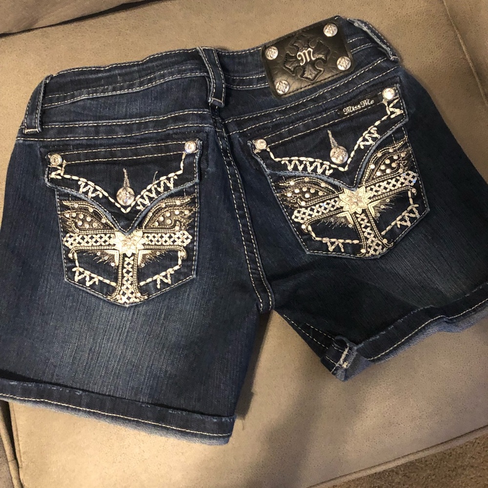 Miss Me jean shorts barely worn!